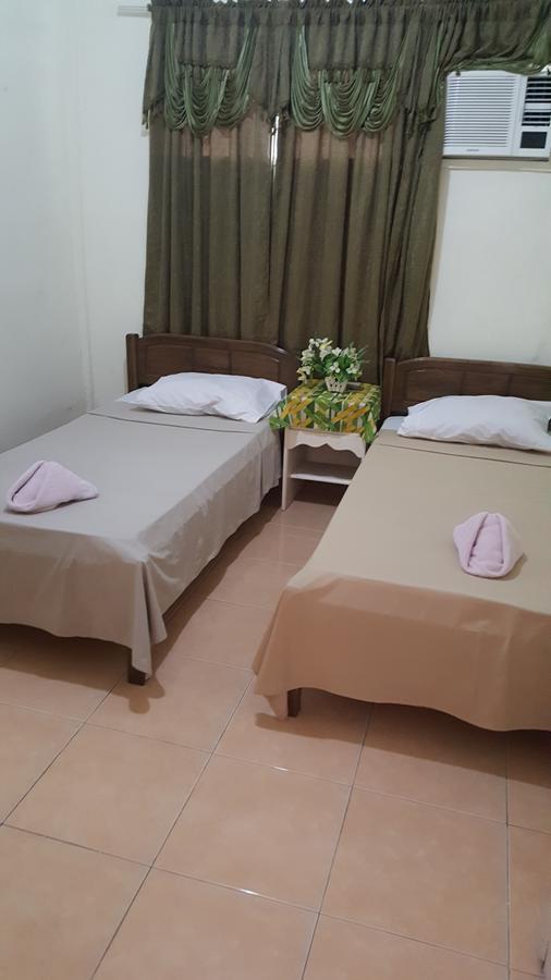 Newport Oak Pension Inn Tagbilaran Exterior foto